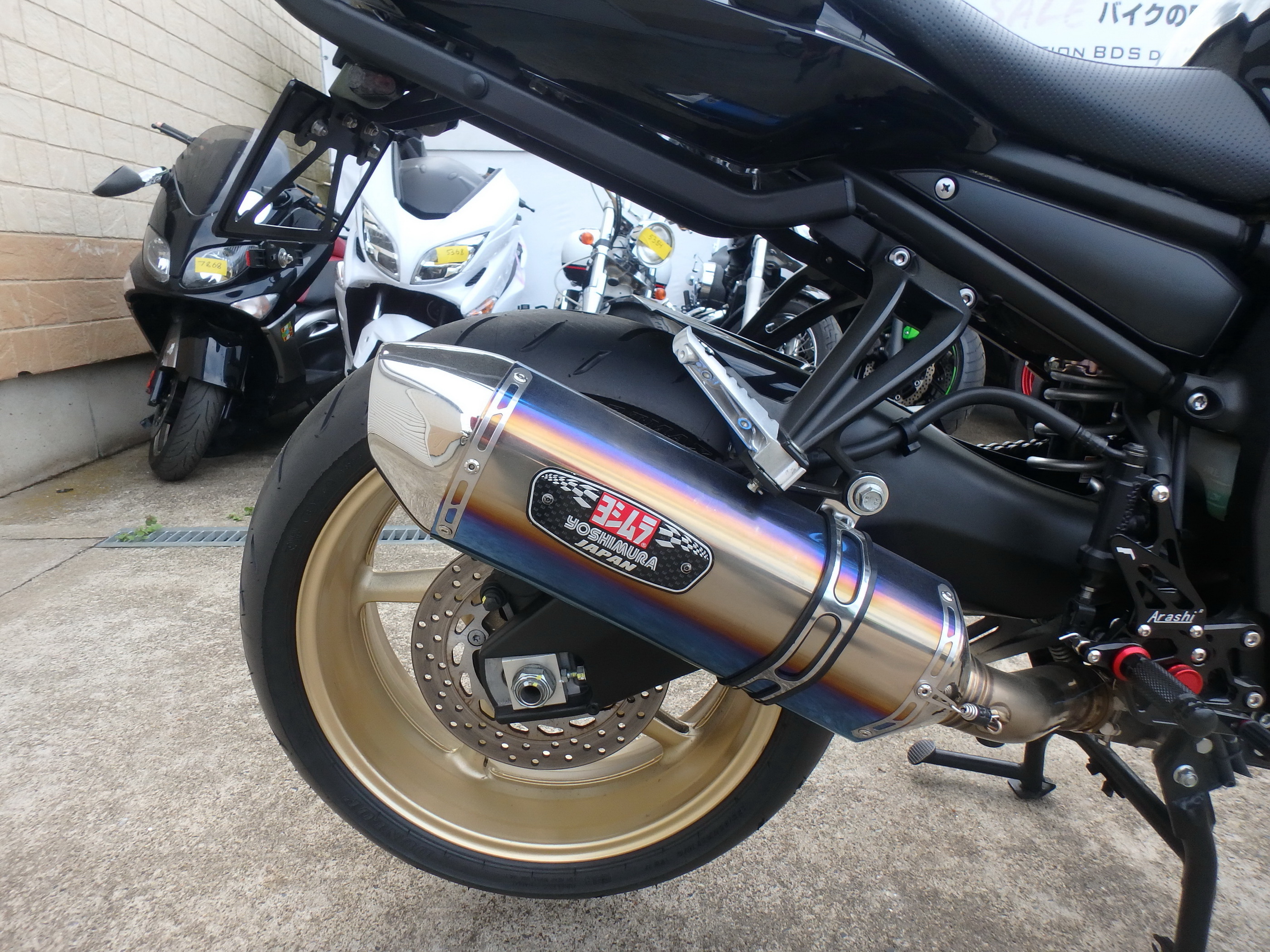 Купить мотоцикл Yamaha FZ-1 Fazer 2014 фото 17