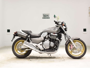 �������� �� ������ �������� Honda X4 1997 ���� 2