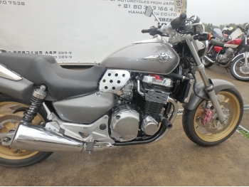 �������� �� ������ �������� Honda X4 1997 ���� 18