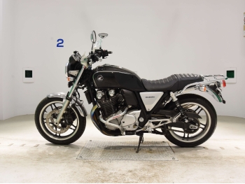     Honda CB1100A 2011  1