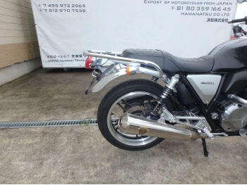     Honda CB1100A 2011  17