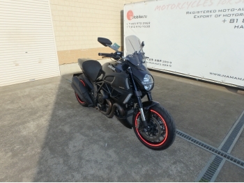     Ducati Diavel 2012  7