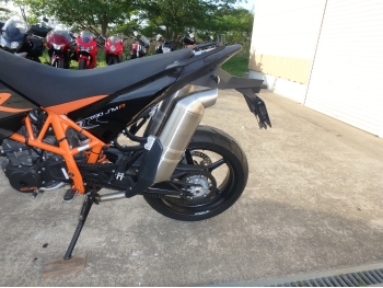     KTM 690 Supermoto R 2008  16