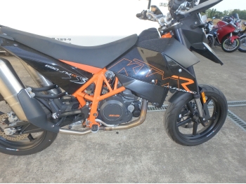     KTM 690 Supermoto R 2008  18