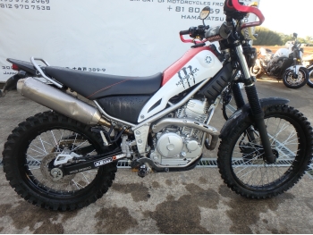     Yamaha XG250 Tricker-3 2018  18