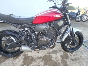     Yamaha XSR700 2017  18