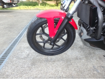     Honda NC700S 2012  14