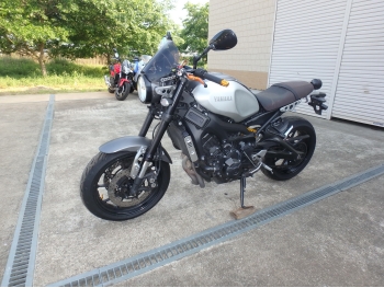     Yamaha XSR900 2016  13