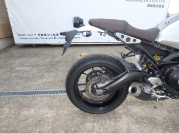     Yamaha XSR900 2016  17