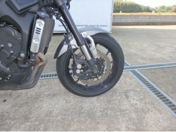     Yamaha XSR900 2016  19