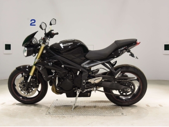     Triumph Street Triple85 2017  1