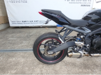     Triumph Street Triple85 2017  17