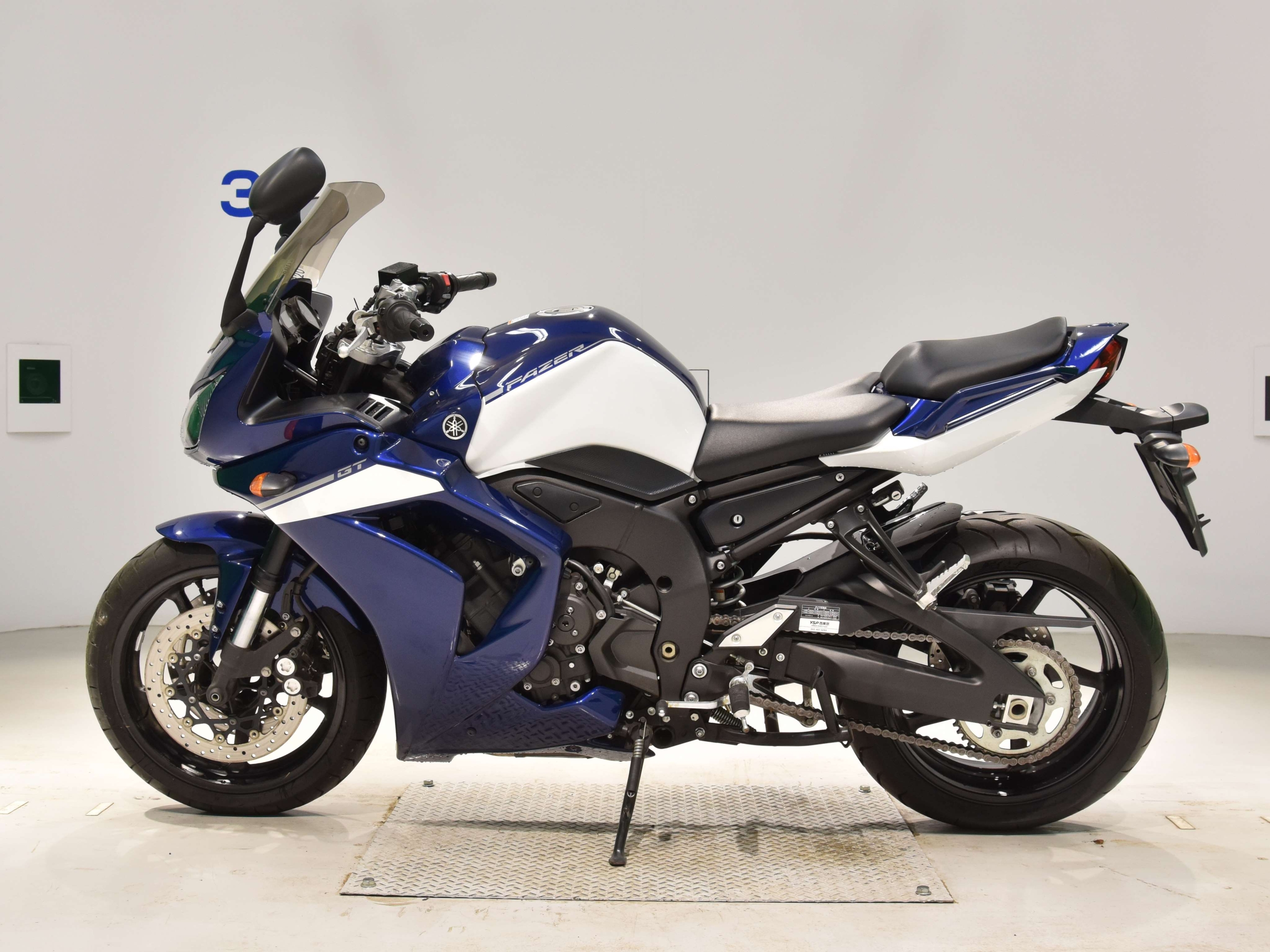 Купить мотоцикл Yamaha FZ-1 Fazer 2013 фото 1