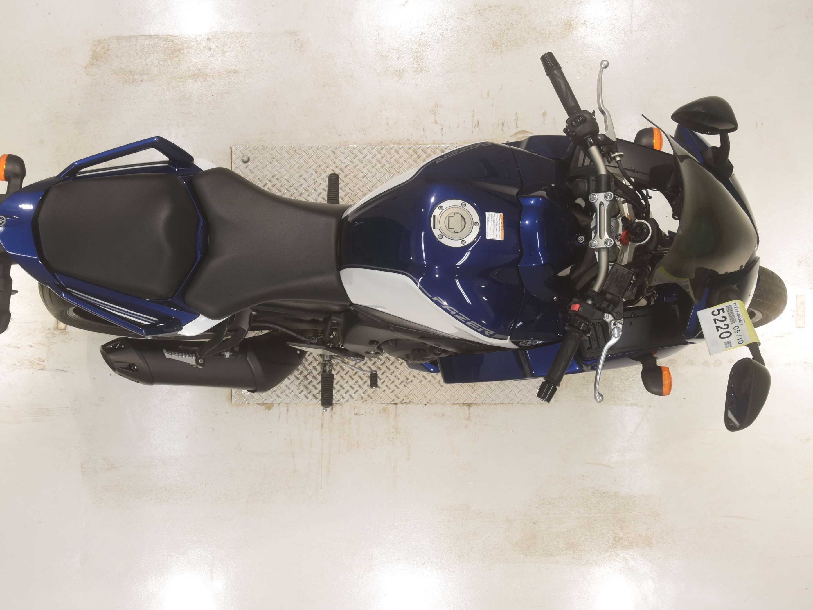 Купить мотоцикл Yamaha FZ-1 Fazer 2013 фото 3