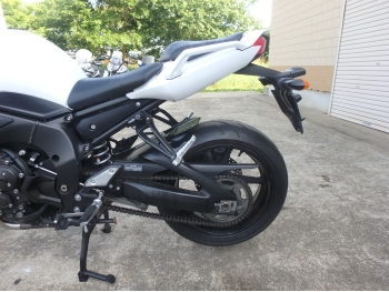     Yamaha FZ-1 Fazer 2012  16