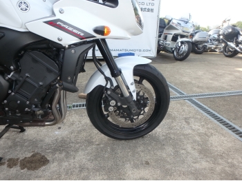     Yamaha FZ-1 Fazer 2012  19