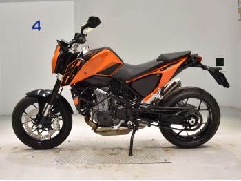 �������� �� ������ �������� KTM 690 Duke 2017 ���� 1