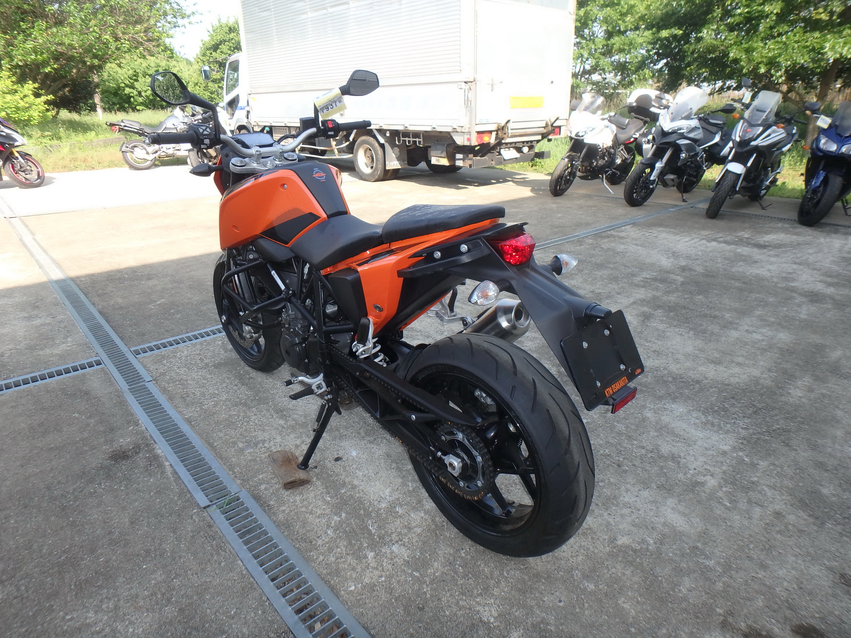 Купить мотоцикл KTM 690 Duke 2017 фото 11