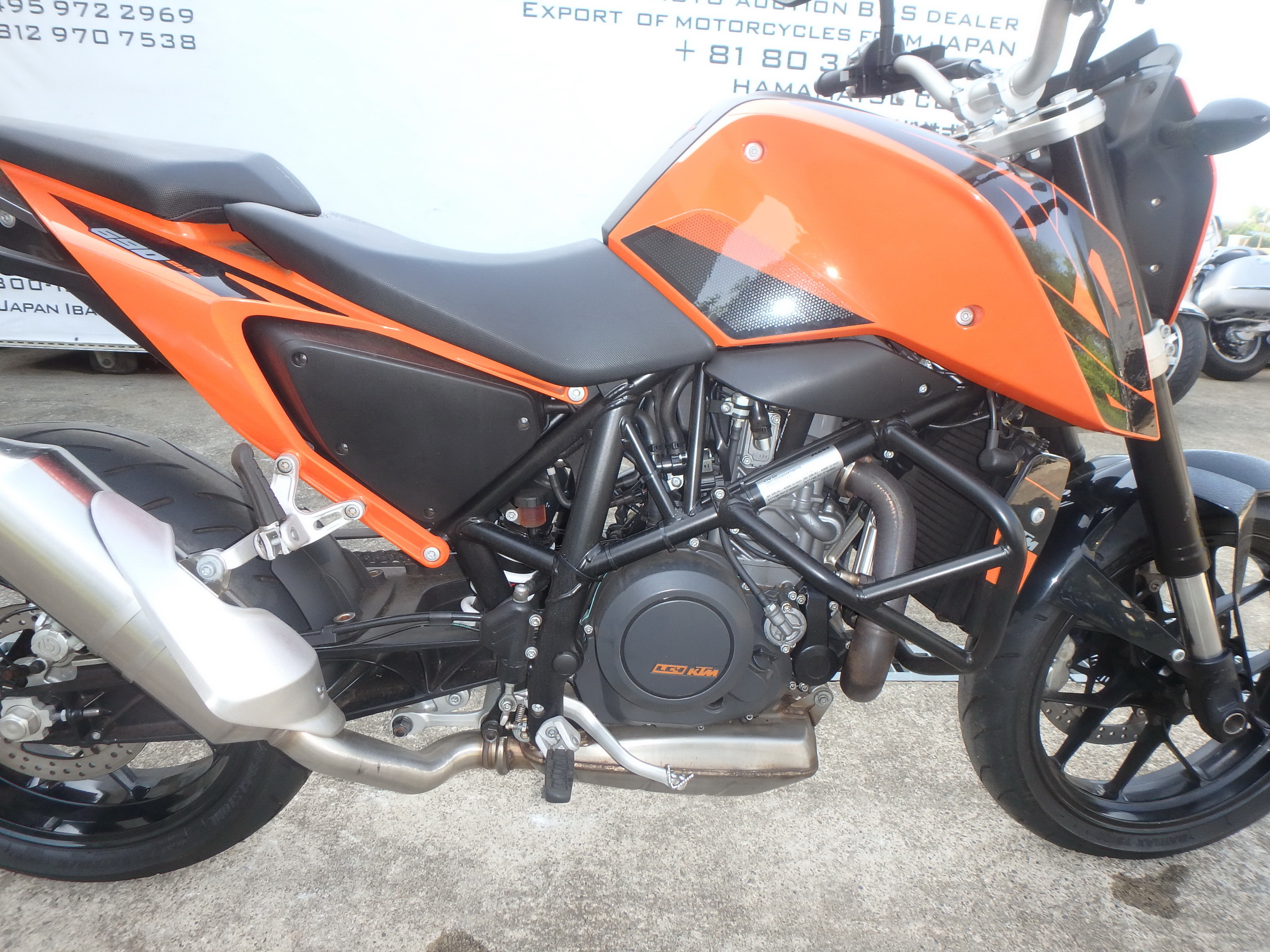 Купить мотоцикл KTM 690 Duke 2017 фото 18