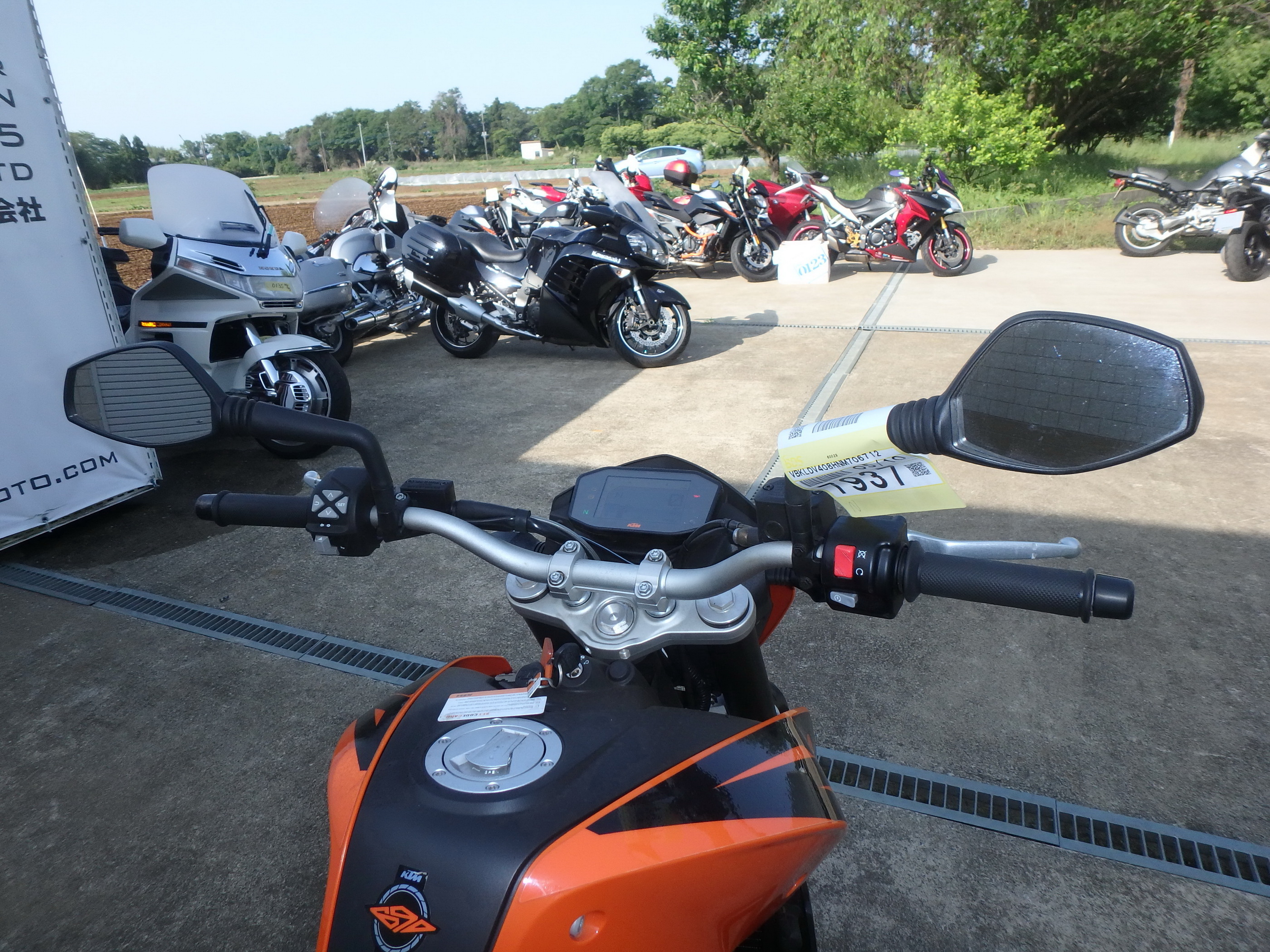 Купить мотоцикл KTM 690 Duke 2017 фото 21