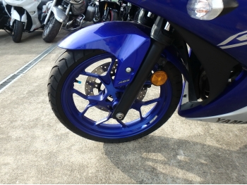     Yamaha YZF-R3 ABS 2017  14