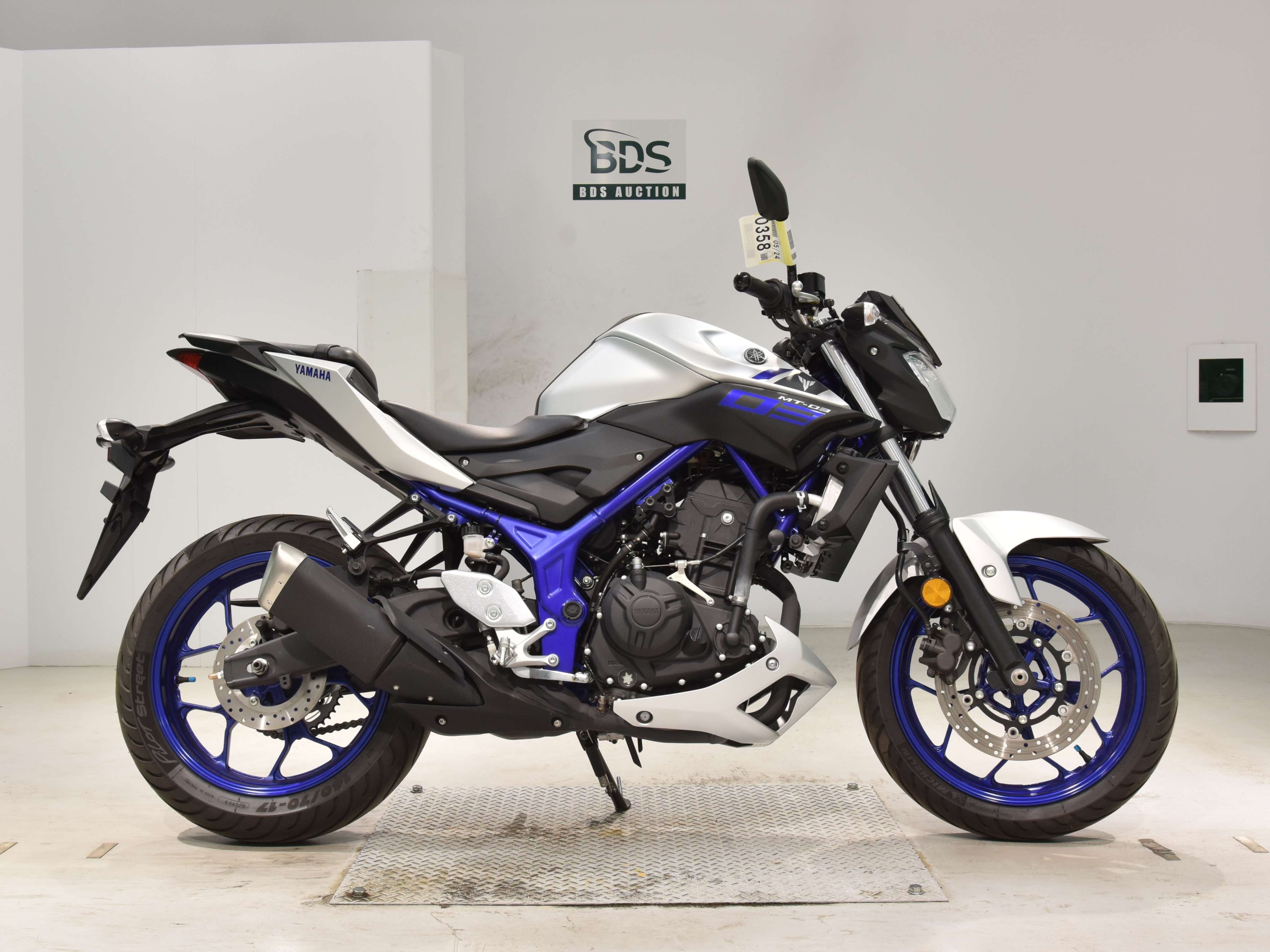 Купить мотоцикл Yamaha MT-03 2015 фото 2