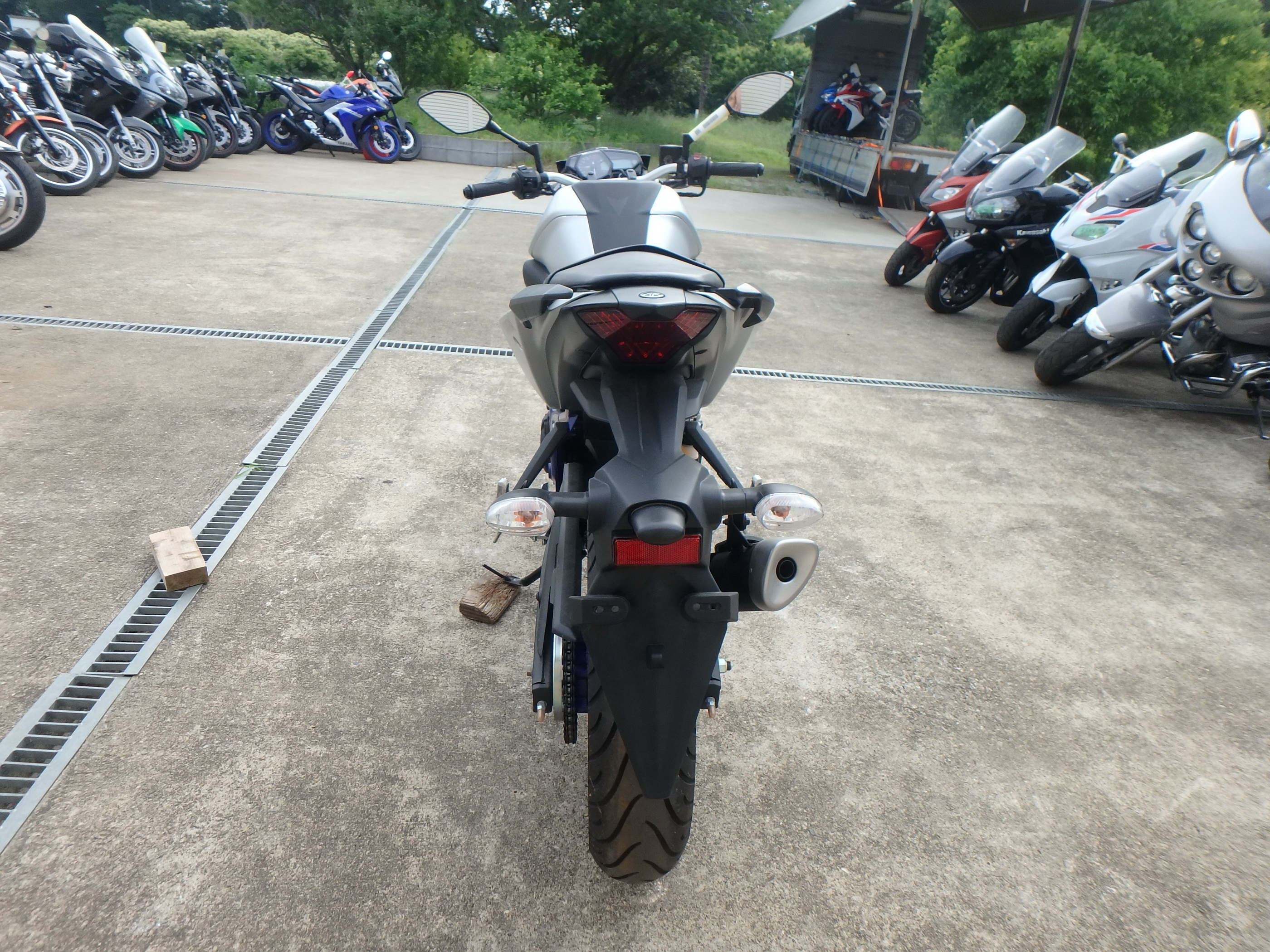 Купить мотоцикл Yamaha MT-03 2015 фото 10