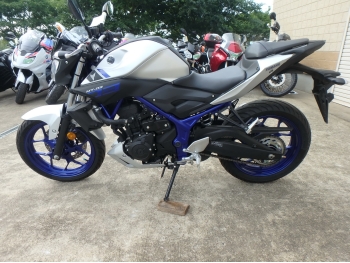     Yamaha MT-03 2015  12