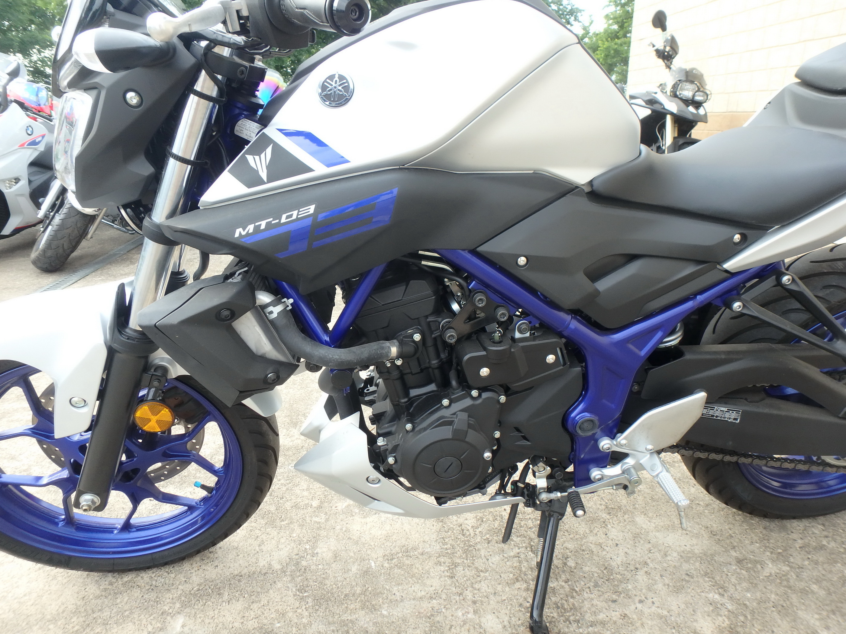 Купить мотоцикл Yamaha MT-03 2015 фото 15