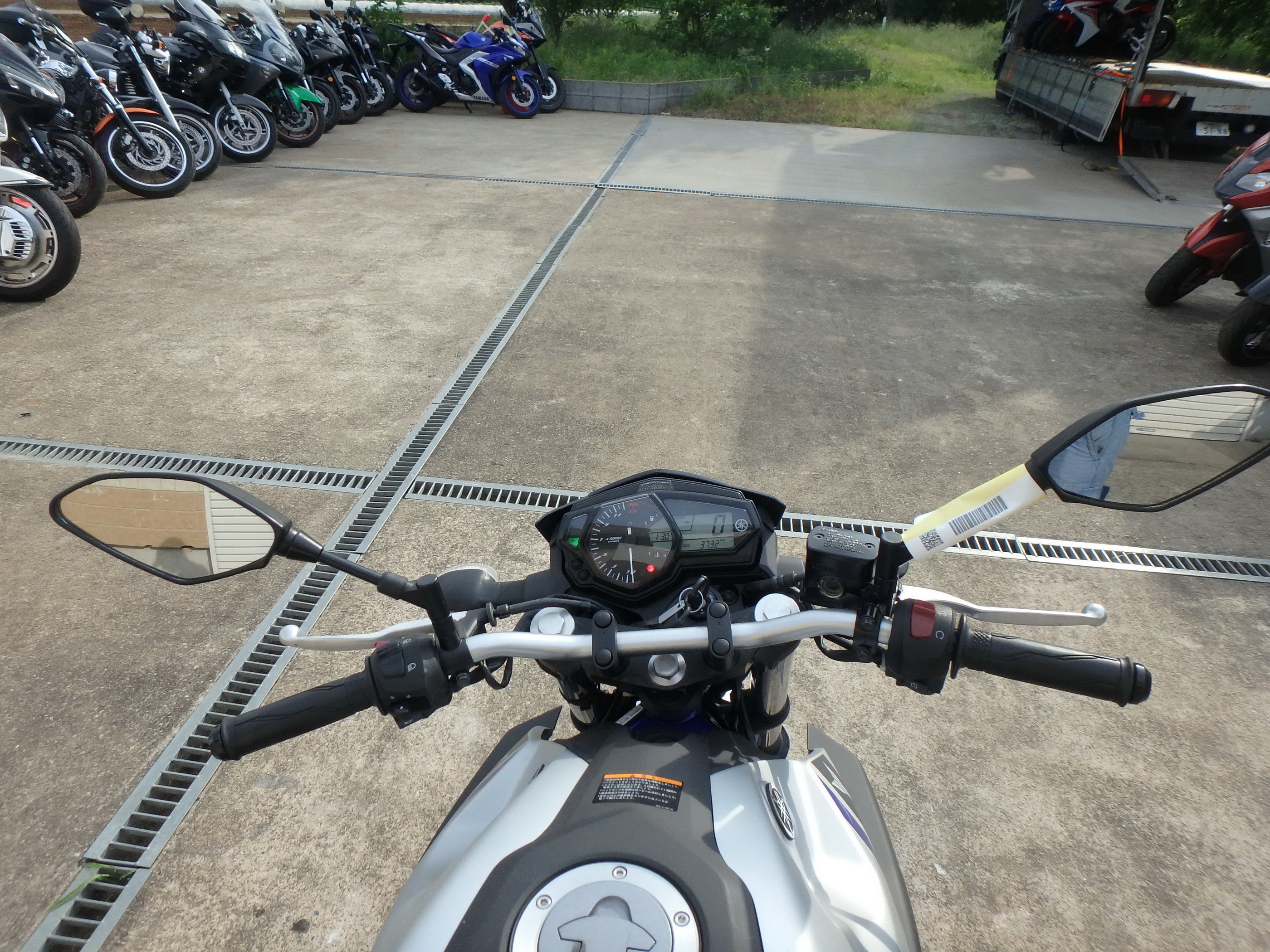 Купить мотоцикл Yamaha MT-03 2015 фото 21