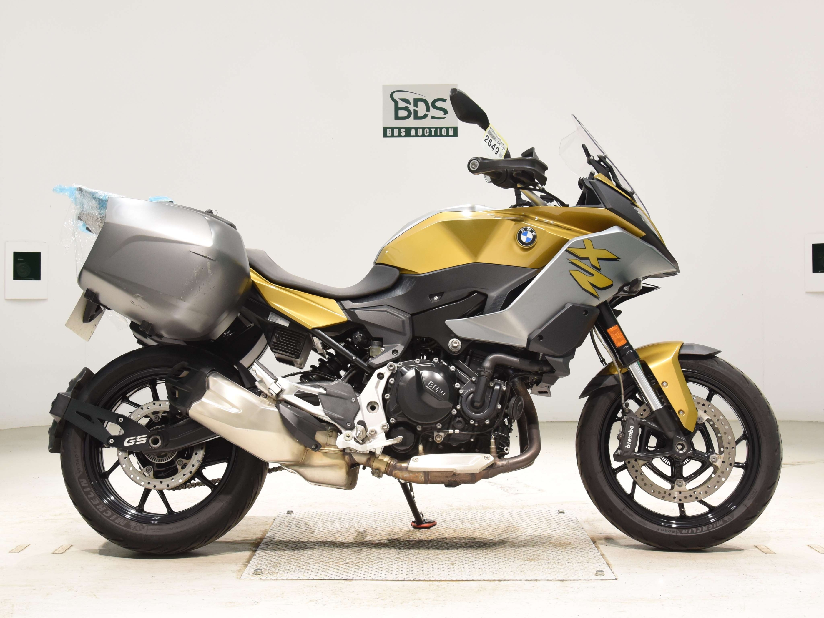 Купить мотоцикл BMW F900XR 2020 фото 2