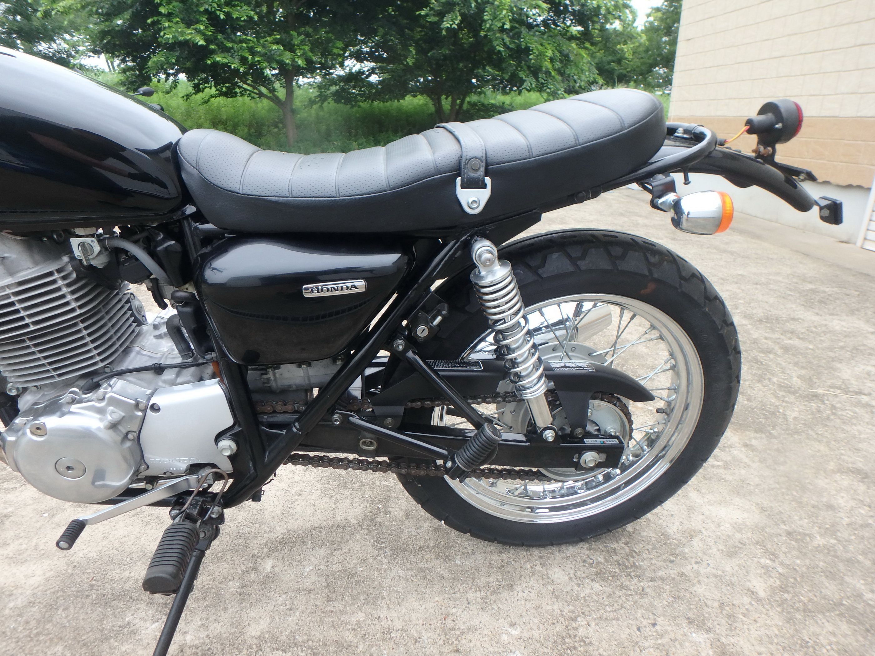 Купить мотоцикл Honda CB400SS 2003 фото 16