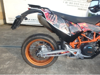     KTM 690 SMC R 2016  17