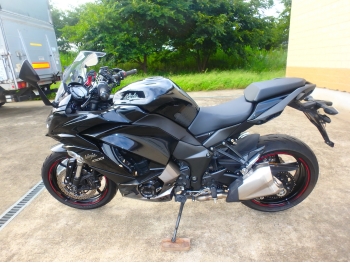     Kawasaki Ninja1000A 2018  12