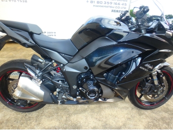     Kawasaki Ninja1000A 2018  18