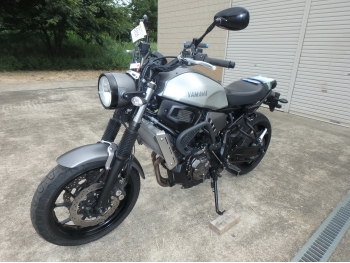     Yamaha XSR700 2017  13