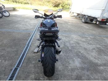     Suzuki GSX-S1000F ABS 2015  10