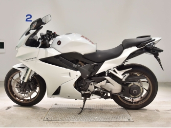 Заказать из Японии мотоцикл Honda VFR800F Interceptor 2017 фото 1