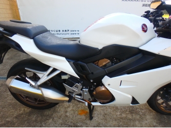     Honda VFR800F Interceptor 2017  18