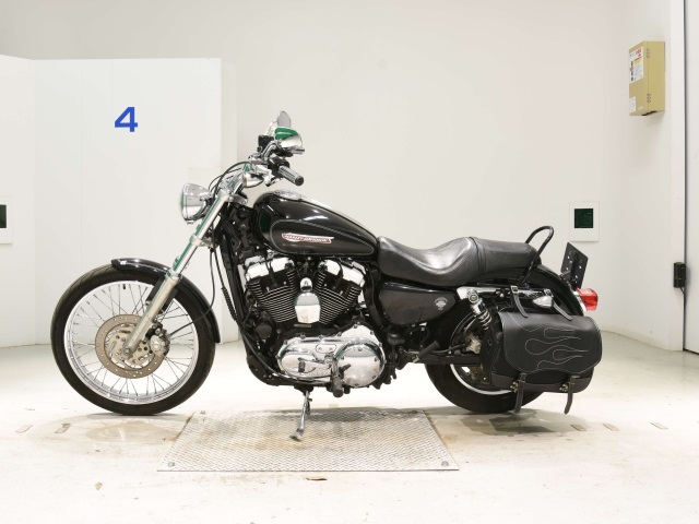 Основные характеристики и особенности мотоцикла Harley Davidson XL 1200C Sportster Custom 2010
