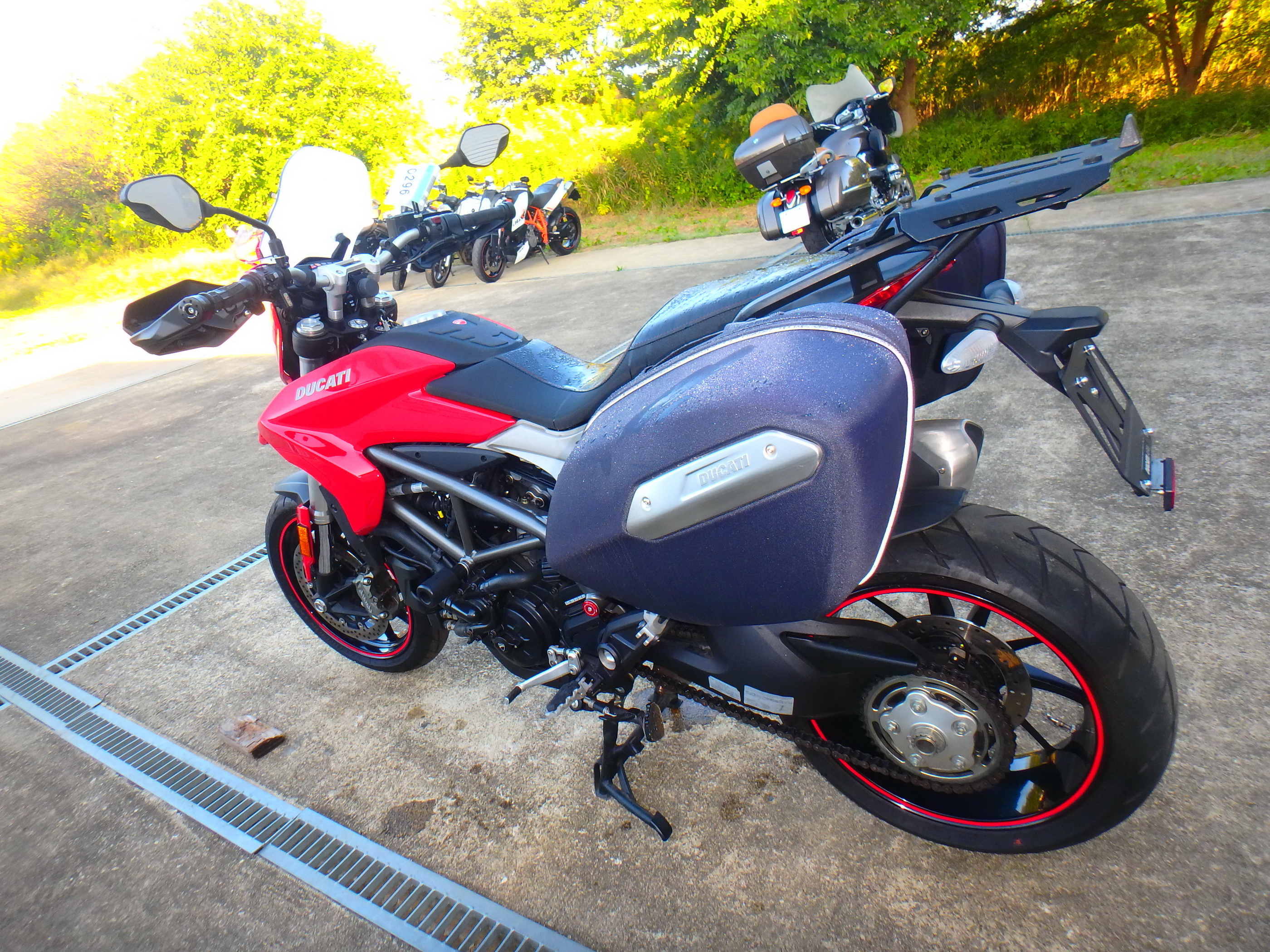Купить мотоцикл Ducati Hyperstrada 939 2016 фото 11