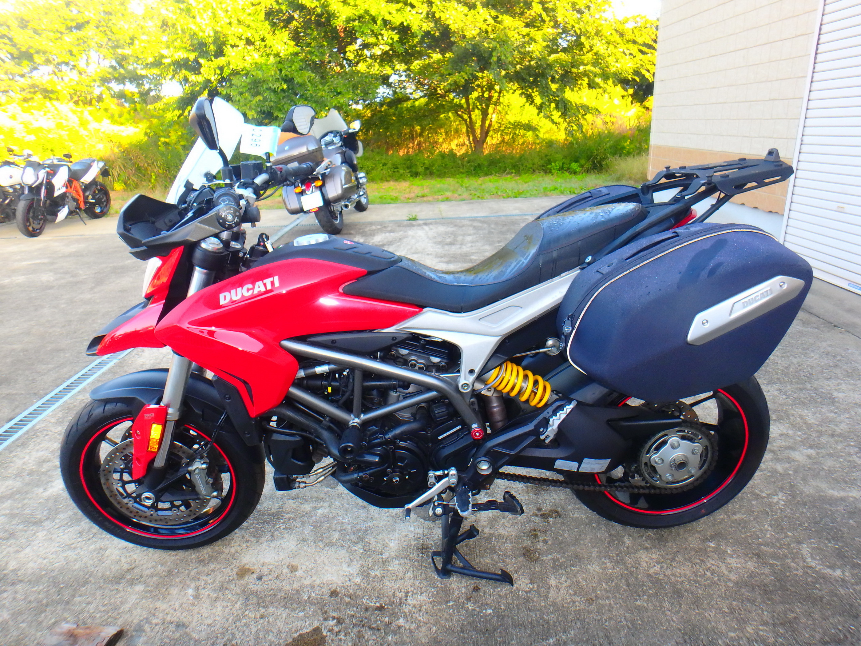 Купить мотоцикл Ducati Hyperstrada 939 2016 фото 12