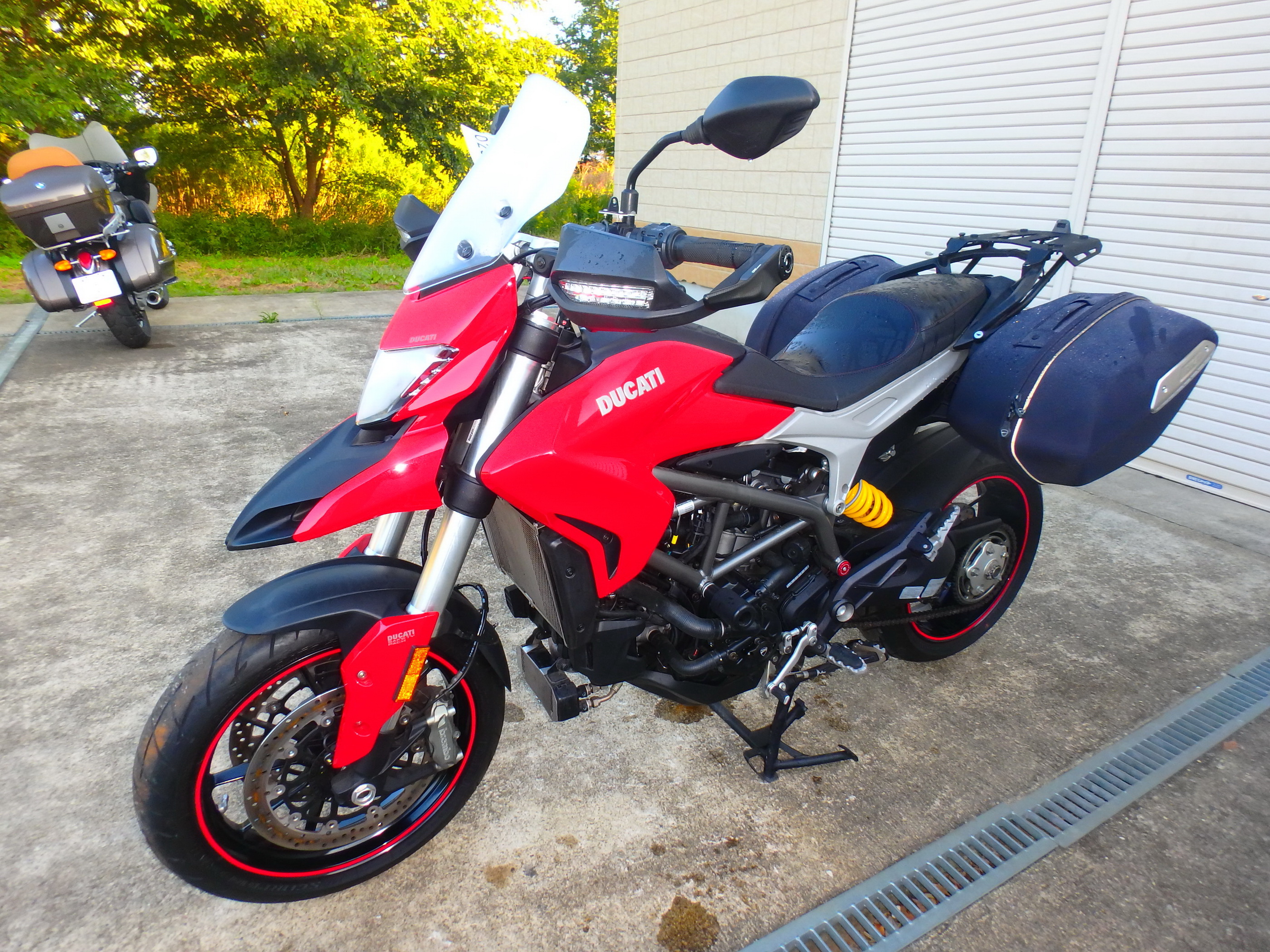 Купить мотоцикл Ducati Hyperstrada 939 2016 фото 13