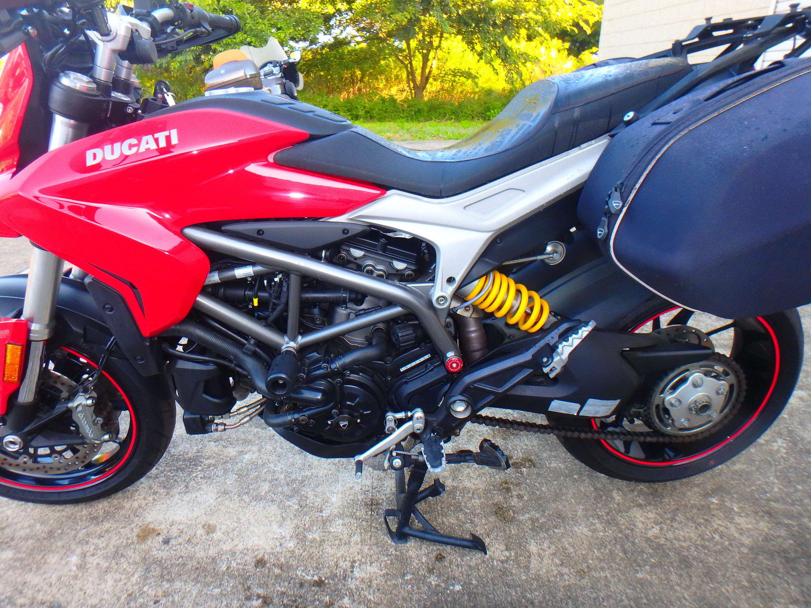 Купить мотоцикл Ducati Hyperstrada 939 2016 фото 15
