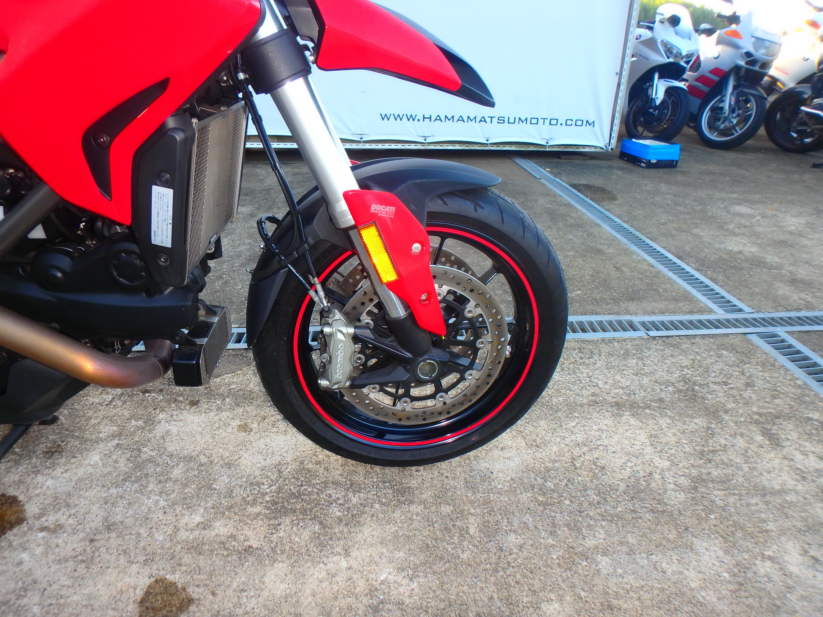 Купить мотоцикл Ducati Hyperstrada 939 2016 фото 19