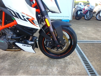     KTM 990 Super Duke R 2013  19