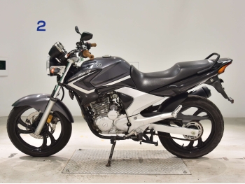     Yamaha YBR250 2010  1