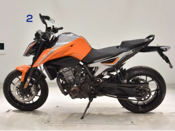     KTM 790 Duke 2018  1