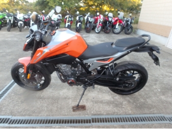     KTM 790 Duke 2018  12