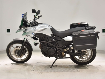     BMW F700GS 2012  1